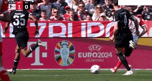 英超赛事高清-【德甲】凯恩双响 拜仁2比1法兰克福